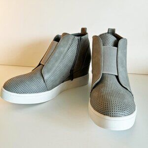 Womens Grey Perforated Leather Wedge Sneaker Boots Size 8